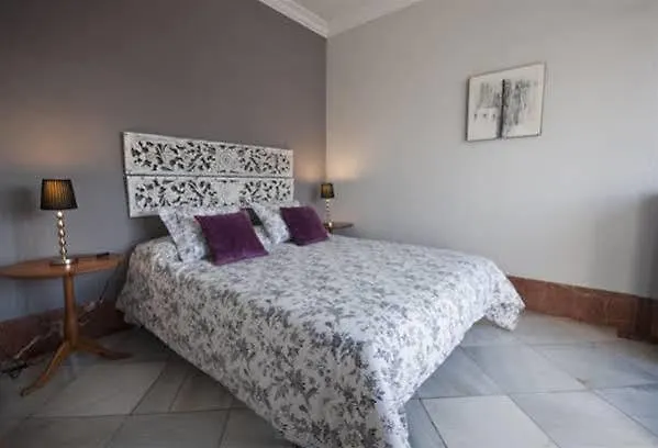 Apartamentos Avenida Seville Apartment